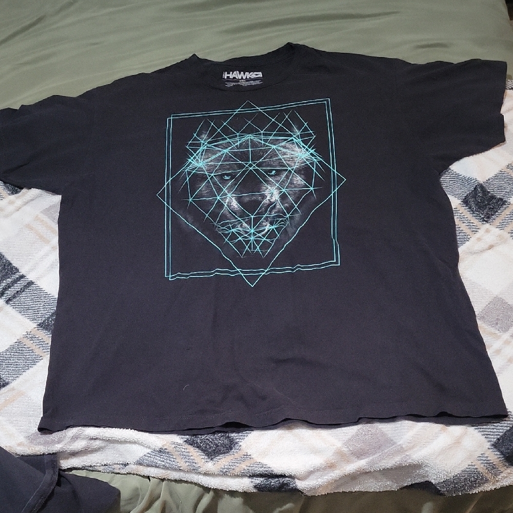 Tony Hawk Black Tee with Blue Geometric Graphic